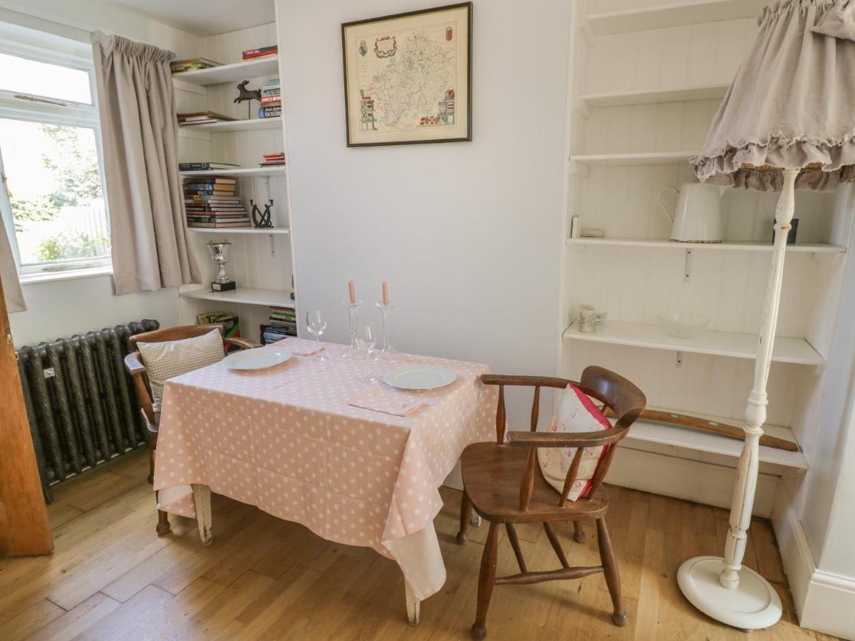 Villa Meadow View Banbury Esterno foto