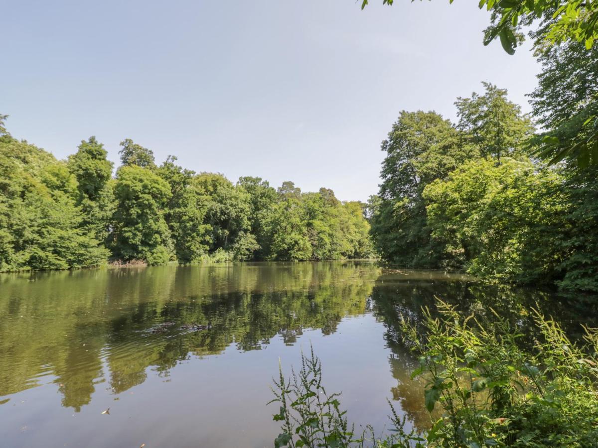 Villa Meadow View Banbury Esterno foto
