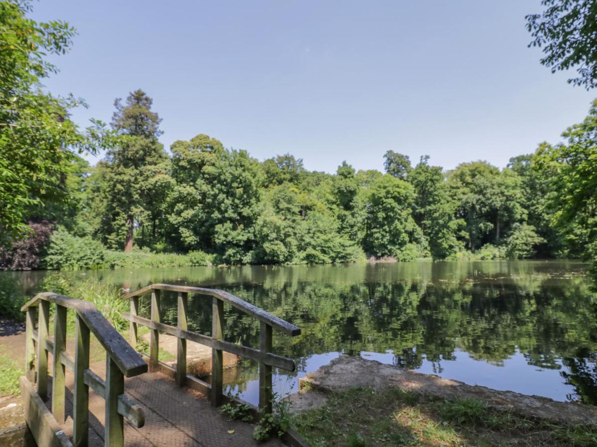 Villa Meadow View Banbury Esterno foto