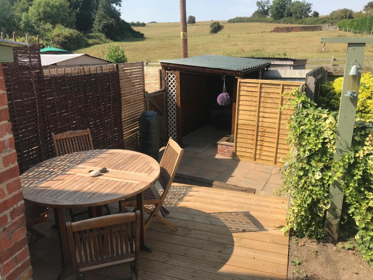 Villa Meadow View Banbury Esterno foto